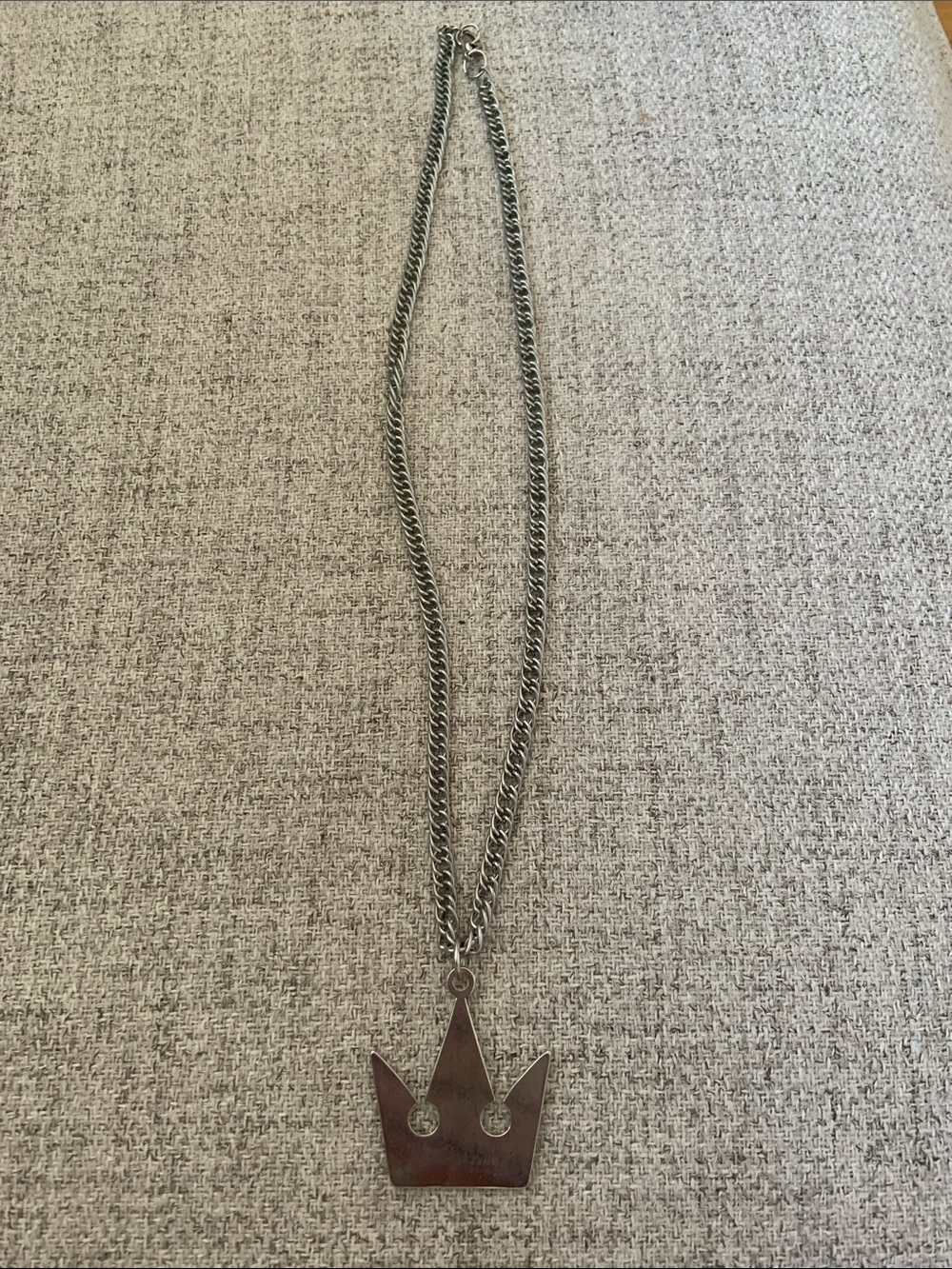 Men's Kingdom Hearts Sora Silver Crown Pendant Necklace - Polished Metal - Picture 4 of 4